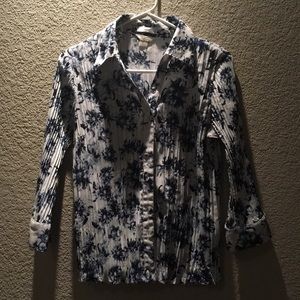 Christopher & Banks 3/4 sleeve button up top